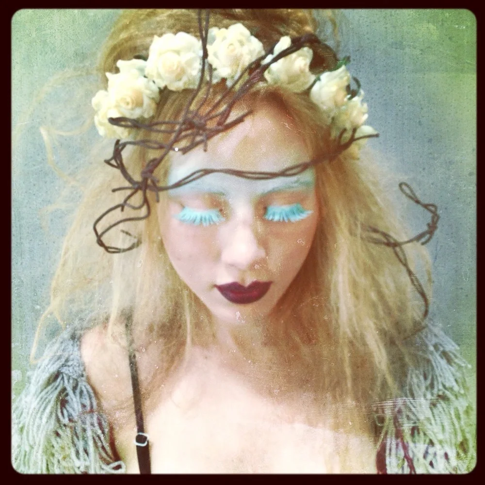VINTAGE Aphrodite Black Flower Crown Headwrap
